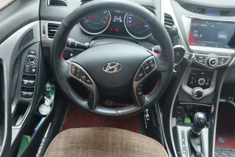 Used Hyundai Elantra (5th Generation / Langdong) 2016 1.6L Automatic Prestige Model Steering Wheel