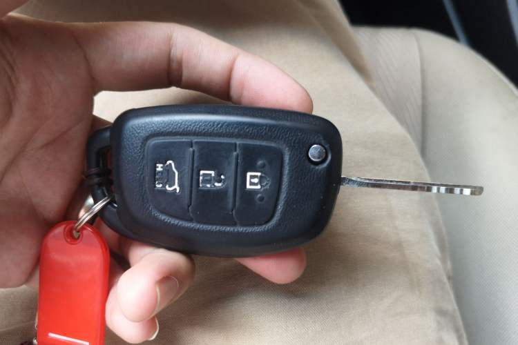 Used Hyundai Elantra (5th Generation / Langdong) 2016 1.6L Automatic Smart Version Vehicle Key