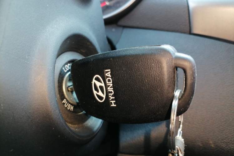 Used Hyundai Elantra (5th Generation / Langdong) 2016 1.6L Automatic Smart Version Vehicle Key