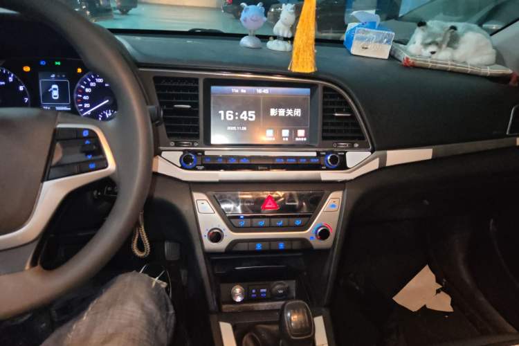 Used Hyundai Elantra (6th Generation / Lingdong) 2016 1.6L Manual ZhiXuan · Dynamic Model Audio And AC Panel
