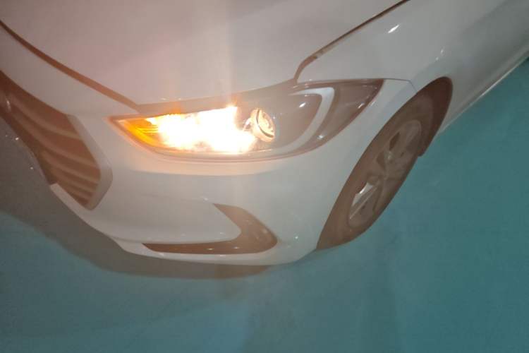 Used Hyundai Elantra (6th Generation / Lingdong) 2016 1.6L Manual ZhiXuan · Dynamic Model Left Front Headlight