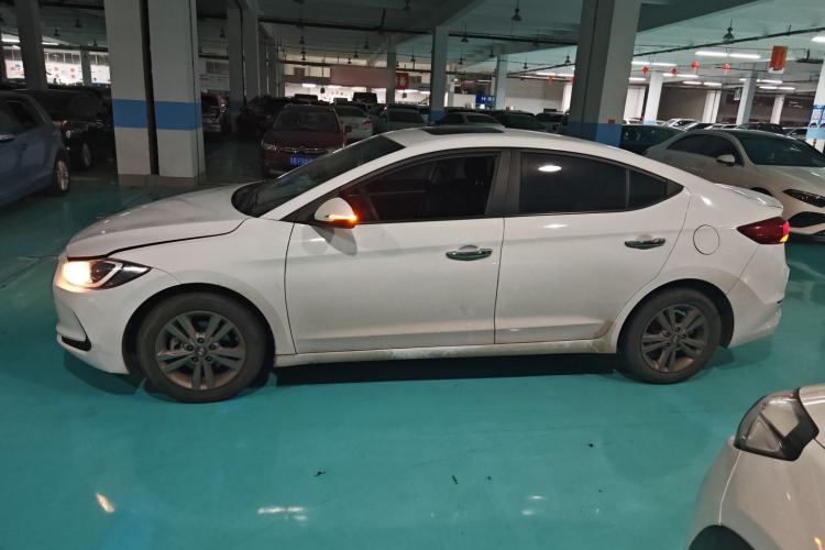 Used Hyundai Elantra (6th Generation / Lingdong) 2016 1.6L Manual ZhiXuan · Dynamic Model Left Side