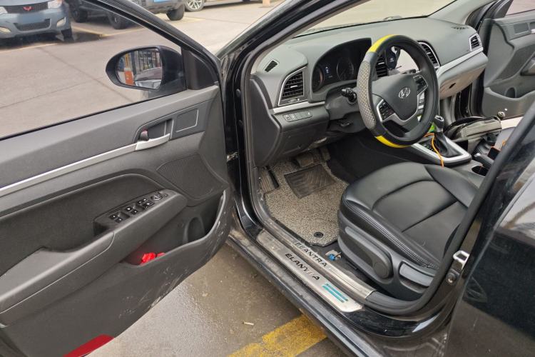 Used Hyundai Elantra (6th Generation / Lingdong) 2016 1.6L Automatic ZhiXuan – Elite Version Driver Seat