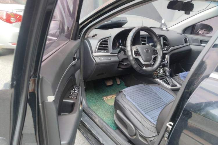 Used Hyundai Elantra (6th Generation / Lingdong) 2016 1.6L Automatic ZhiXuan – Elite Version Driver Seat