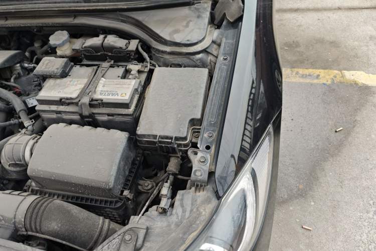 Used Hyundai Elantra (6th Generation / Lingdong) 2016 1.6L Automatic ZhiXuan – Elite Version Engine Bay Left