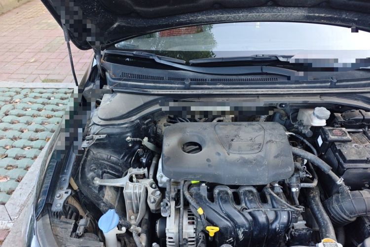 Used Hyundai Elantra (6th Generation / Lingdong) 2016 1.6L Automatic ZhiXuan – Elite Version Engine Bay Right