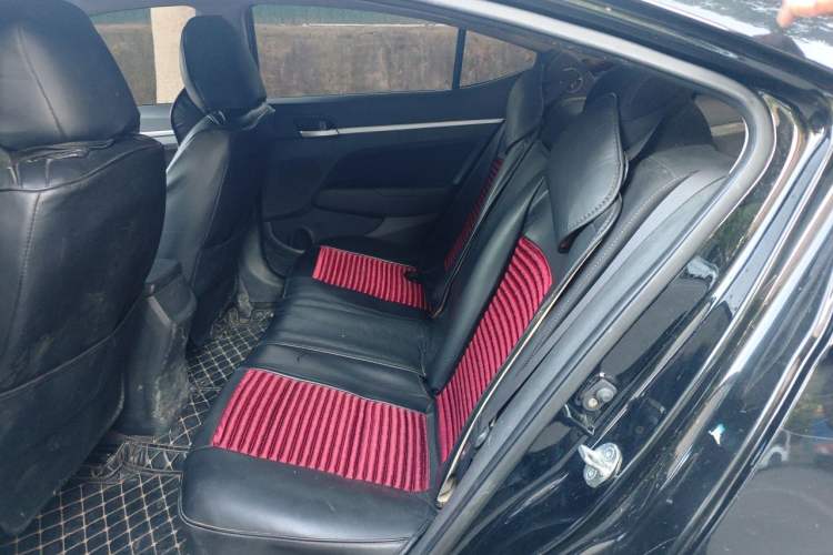 Used Hyundai Elantra (6th Generation / Lingdong) 2016 1.6L Automatic ZhiXuan – Elite Version Left Rear Seat