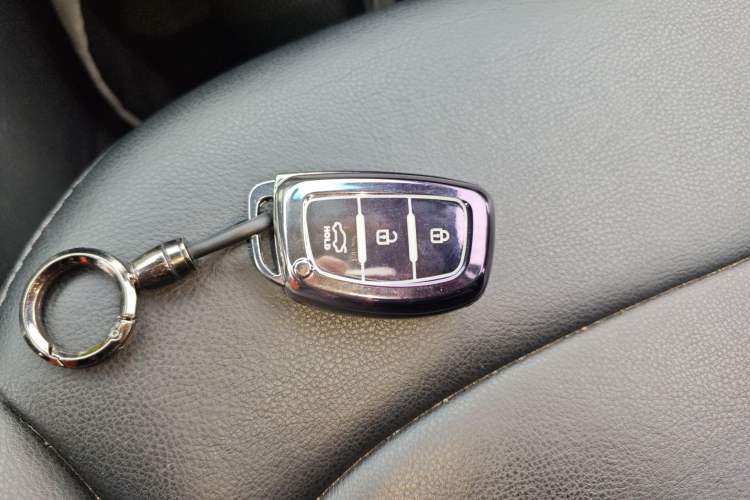 Used Hyundai Elantra (6th Generation / Lingdong) 2016 1.6L Automatic ZhiXuan – Elite Version Vehicle Key