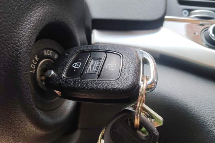 Used Hyundai Elantra (6th Generation / Lingdong) 2016 1.6L Automatic ZhiXuan – Elite Version Vehicle Key