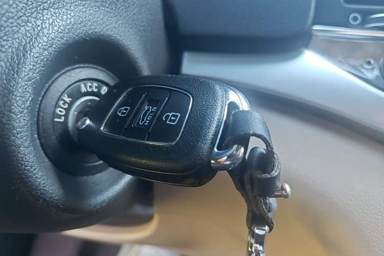 Used Hyundai Elantra (6th Generation / Lingdong) 2016 1.6L Automatic ZhiXuan – Elite Version Vehicle Key