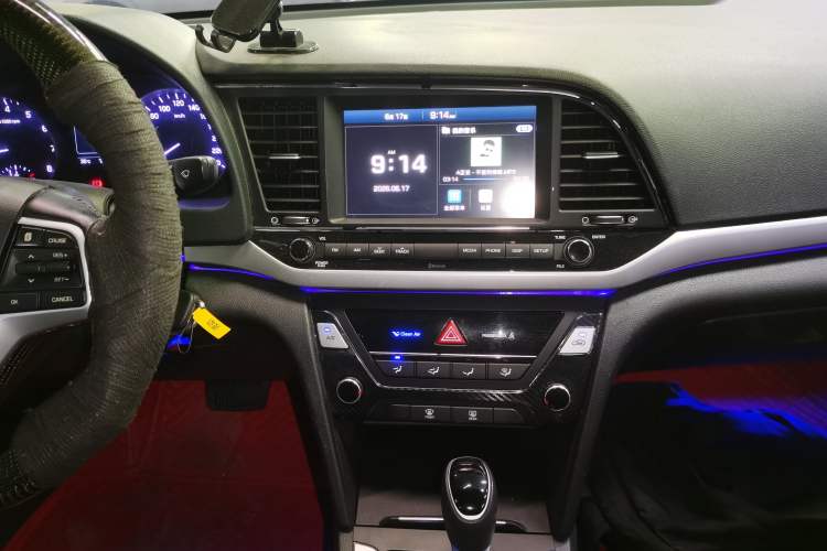 Used Hyundai Elantra (6th Generation / Lingdong) 2016 1.6L Automatic ZhiXuan – Elite Version Audio And AC Panel