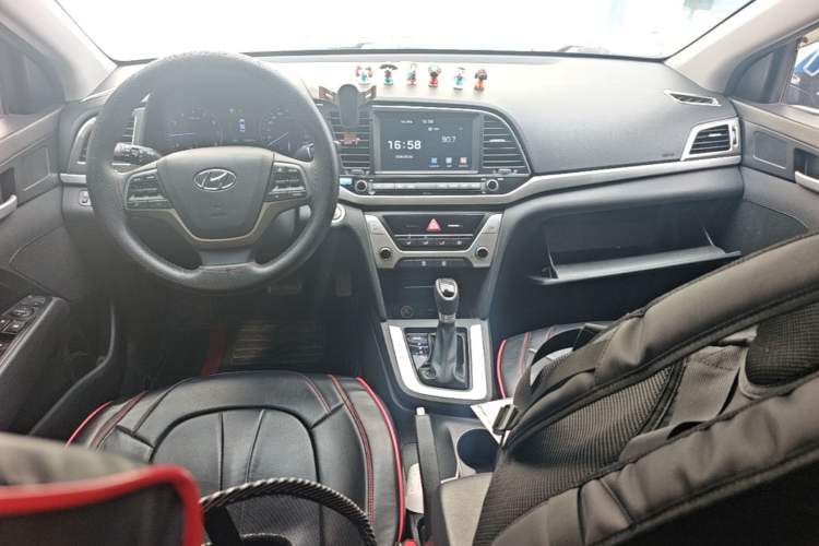Used Hyundai Elantra (6th Generation / Lingdong) 2016 1.6L Automatic ZhiXuan – Elite Version Center Console
