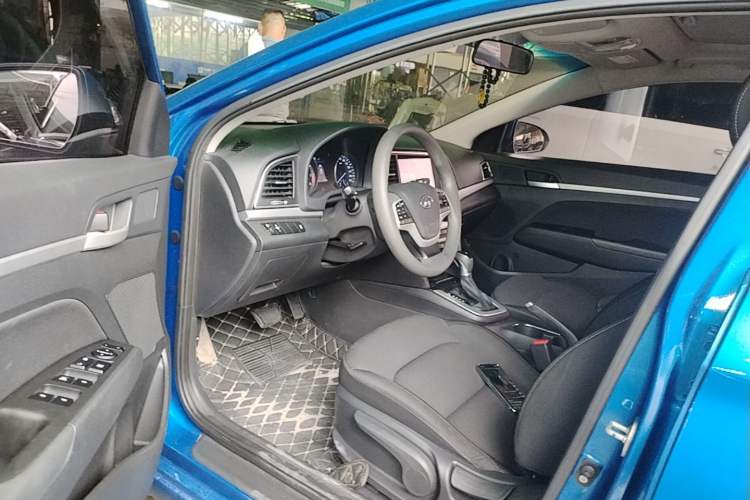 Used Hyundai Elantra (6th Generation / Lingdong) 2016 1.6L Automatic ZhiXuan – Elite Version Driver Seat