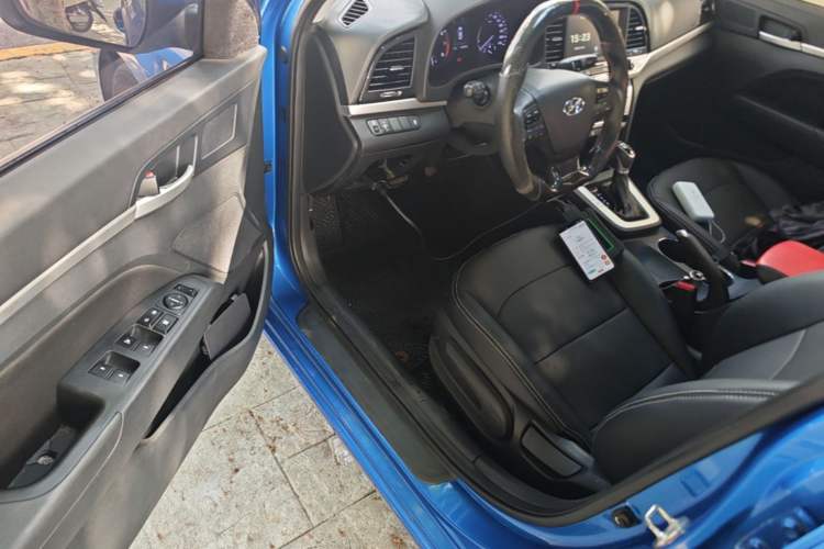 Used Hyundai Elantra (6th Generation / Lingdong) 2016 1.6L Automatic ZhiXuan – Elite Version Driver Seat