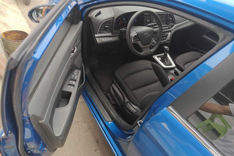 Used Hyundai Elantra (6th Generation / Lingdong) 2016 1.6L Automatic ZhiXuan – Elite Version Driver Seat