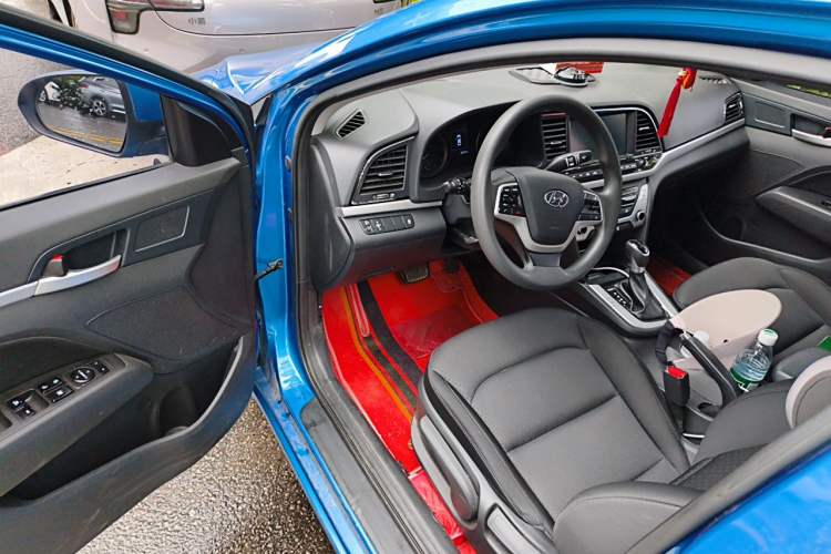 Used Hyundai Elantra (6th Generation / Lingdong) 2016 1.6L Automatic ZhiXuan – Elite Version Driver Seat