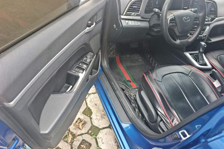 Used Hyundai Elantra (6th Generation / Lingdong) 2016 1.6L Automatic ZhiXuan – Elite Version Driver Seat
