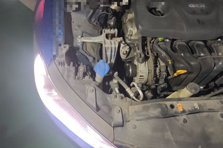 Used Hyundai Elantra (6th Generation / Lingdong) 2016 1.6L Automatic ZhiXuan – Elite Version Engine Bay Right