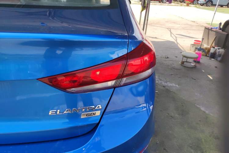 Used Hyundai Elantra (6th Generation / Lingdong) 2016 1.6L Automatic ZhiXuan – Elite Version Exterior 3