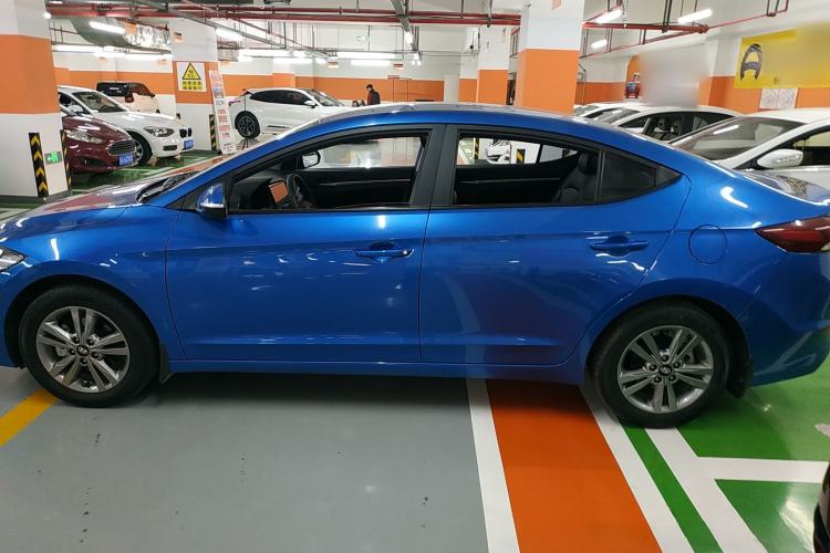 Used Hyundai Elantra (6th Generation / Lingdong) 2016 1.6L Manual ZhiXuan·Youth Edition Exterior 3