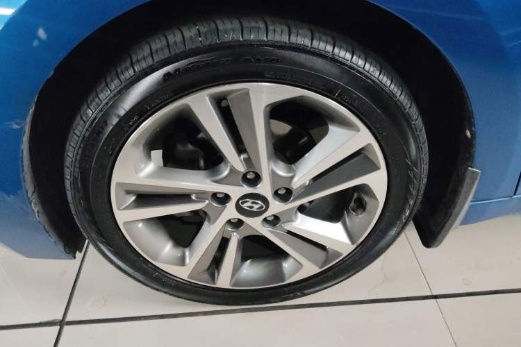 Used Hyundai Elantra (6th Generation / Lingdong) 2016 1.6L Automatic ZhiXuan – Elite Version Exterior 4