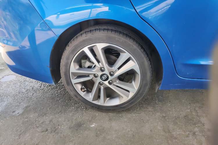 Used Hyundai Elantra (6th Generation / Lingdong) 2016 1.6L Automatic ZhiXuan – Elite Version Exterior 5