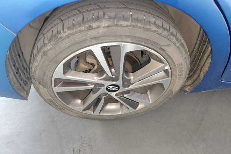 Used Hyundai Elantra (6th Generation / Lingdong) 2016 1.6L Automatic ZhiXuan – Elite Version Exterior 5