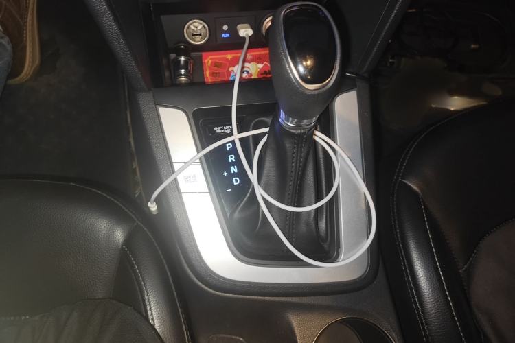 Used Hyundai Elantra (6th Generation / Lingdong) 2016 1.6L Automatic ZhiXuan – Elite Version Gear Lever