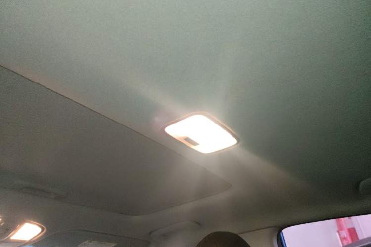 Used Hyundai Elantra (6th Generation / Lingdong) 2016 1.6L Automatic ZhiXuan – Elite Version Headliner