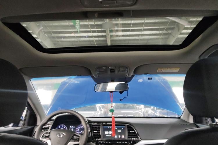 Used Hyundai Elantra (6th Generation / Lingdong) 2016 1.6L Automatic ZhiXuan – Elite Version Headliner