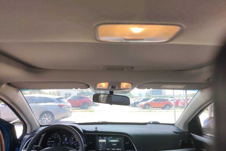 Used Hyundai Elantra (6th Generation / Lingdong) 2016 1.6L Automatic ZhiXuan – Elite Version Headliner