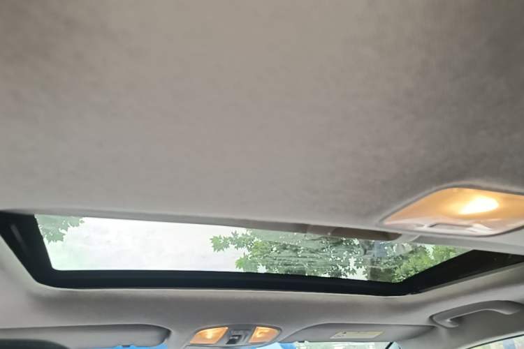 Used Hyundai Elantra (6th Generation / Lingdong) 2016 1.6L Automatic ZhiXuan – Elite Version Headliner