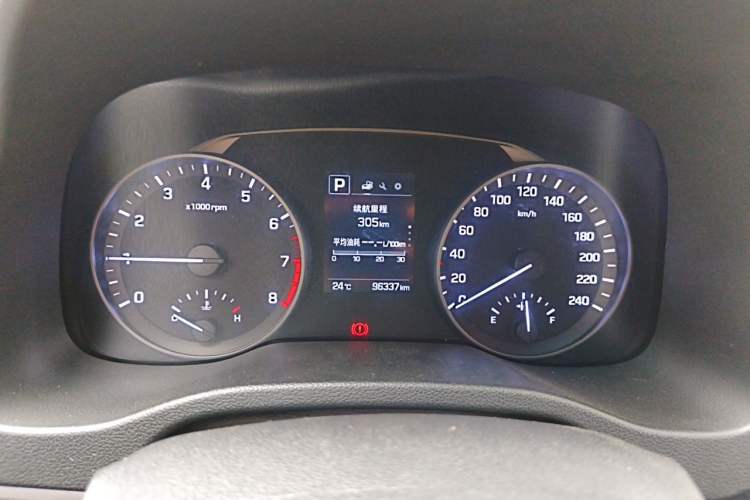 Used Hyundai Elantra (6th Generation / Lingdong) 2016 1.6L Automatic ZhiXuan – Elite Version Instrument Cluster