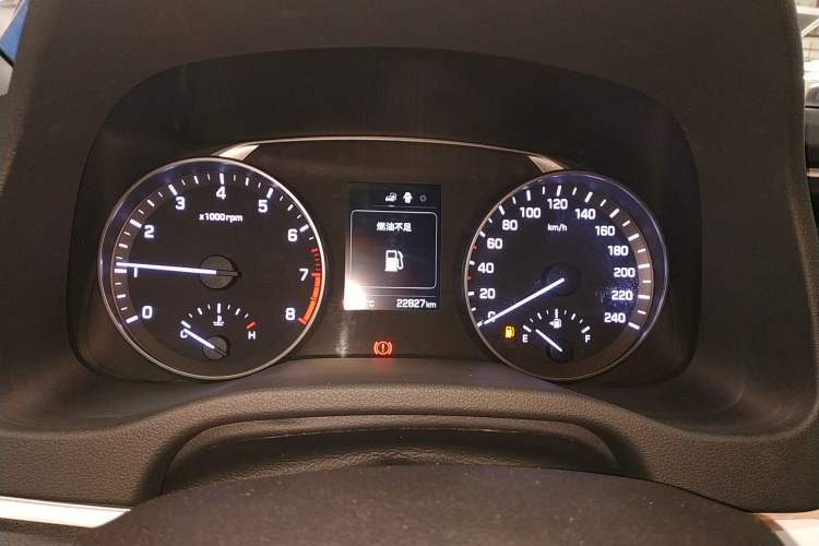 Used Hyundai Elantra (6th Generation / Lingdong) 2016 1.6L Manual ZhiXuan·Youth Edition Instrument Cluster