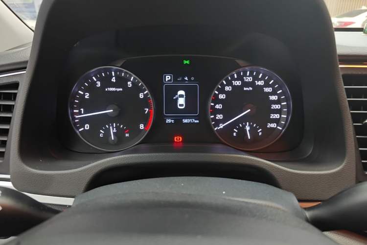 Used Hyundai Elantra (6th Generation / Lingdong) 2016 1.6L Automatic ZhiXuan – Elite Version Instrument Cluster
