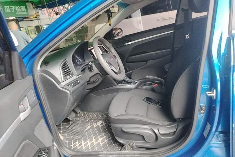 Used Hyundai Elantra (6th Generation / Lingdong) 2016 1.6L Automatic ZhiXuan – Elite Version Left Front Seat