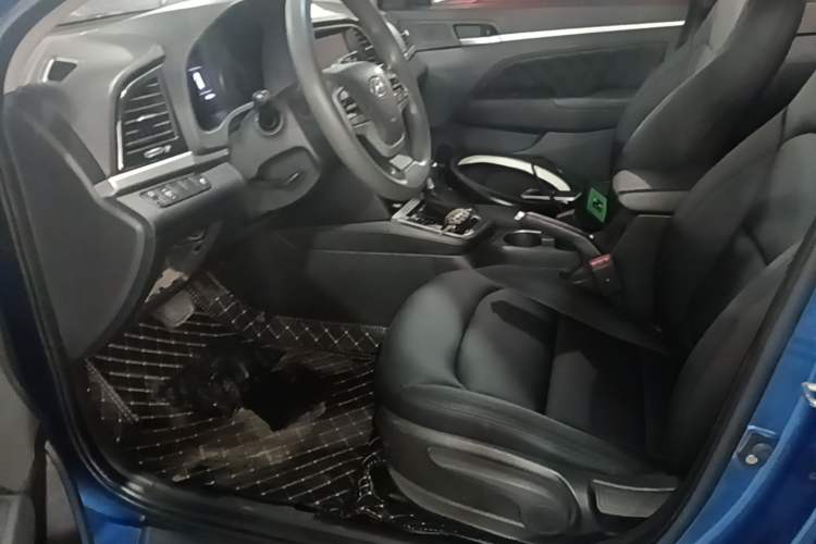 Used Hyundai Elantra (6th Generation / Lingdong) 2016 1.6L Automatic ZhiXuan – Elite Version Left Front Seat