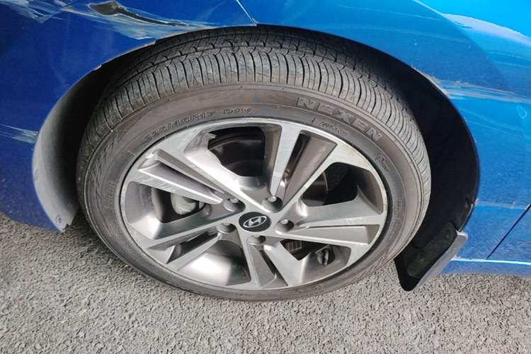 Used Hyundai Elantra (6th Generation / Lingdong) 2016 1.6L Automatic ZhiXuan – Elite Version Left Front Wheel Hub