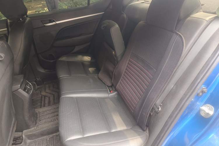 Used Hyundai Elantra (6th Generation / Lingdong) 2016 1.6L Automatic ZhiXuan · Luxury Version Left Rear Seat