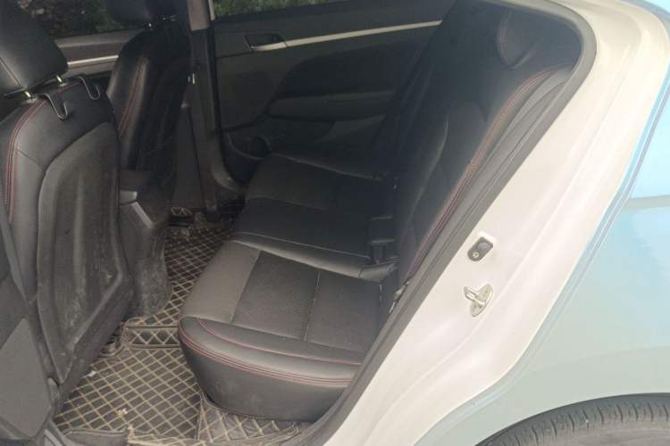 Used Hyundai Elantra (6th Generation / Lingdong) 2016 1.6L Automatic ZhiXuan – Elite Version Left Rear Seat