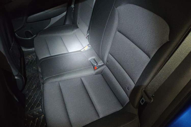 Used Hyundai Elantra (6th Generation / Lingdong) 2016 1.6L Automatic ZhiXuan – Elite Version Left Rear Seat