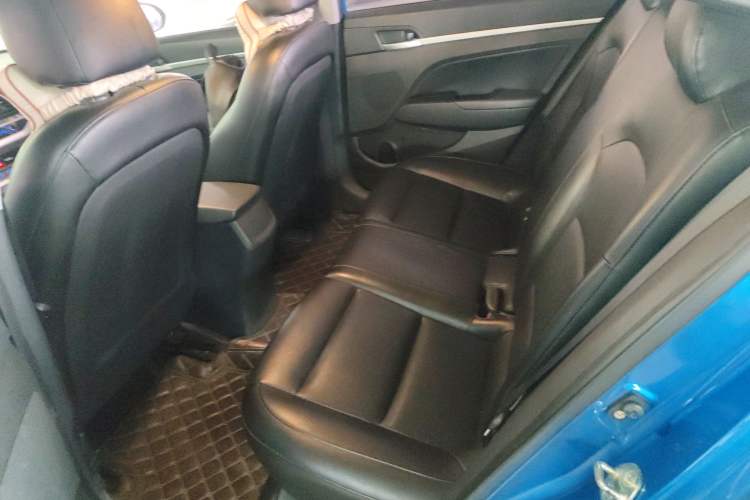 Used Hyundai Elantra (6th Generation / Lingdong) 2016 1.6L Automatic ZhiXuan – Elite Version Left Rear Seat