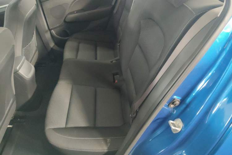 Used Hyundai Elantra (6th Generation / Lingdong) 2016 1.6L Automatic ZhiXuan – Elite Version Left Rear Seat