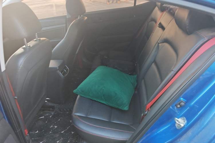 Used Hyundai Elantra (6th Generation / Lingdong) 2016 1.4T Dual-Clutch Xuan Dong·Elite Version Left Rear Seat