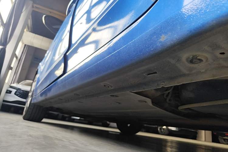 Used Hyundai Elantra (6th Generation / Lingdong) 2016 1.6L Automatic ZhiXuan – Elite Version Left Side Sill