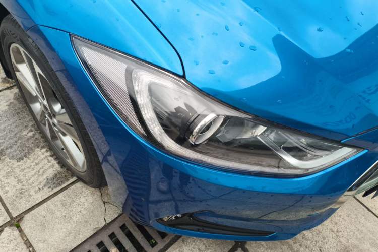 Used Hyundai Elantra (6th Generation / Lingdong) 2016 1.6L Automatic ZhiXuan – Elite Version Right Front Headlight
