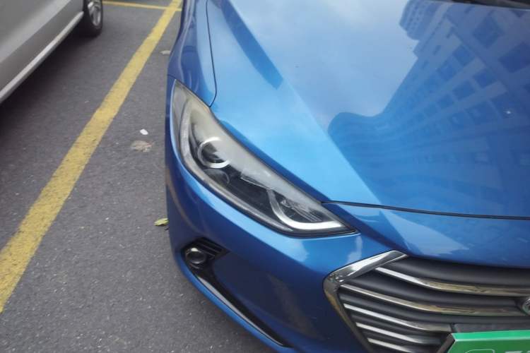 Used Hyundai Elantra (6th Generation / Lingdong) 2016 1.6L Automatic ZhiXuan – Elite Version Right Front Headlight
