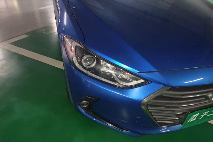 Used Hyundai Elantra (6th Generation / Lingdong) 2016 1.6L Automatic ZhiXuan – Elite Version Right Front Headlight