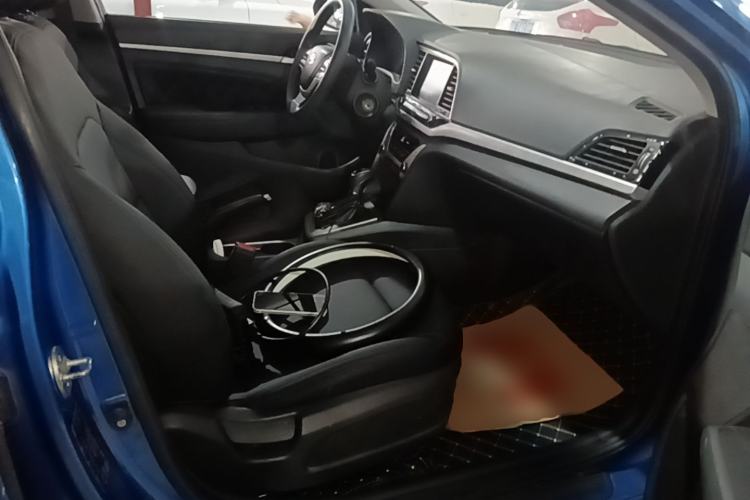 Used Hyundai Elantra (6th Generation / Lingdong) 2016 1.6L Automatic ZhiXuan – Elite Version Right Front Seat