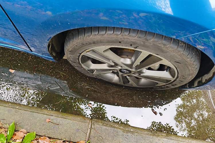 Used Hyundai Elantra (6th Generation / Lingdong) 2016 1.6L Automatic ZhiXuan – Elite Version Right Front Wheel Hub